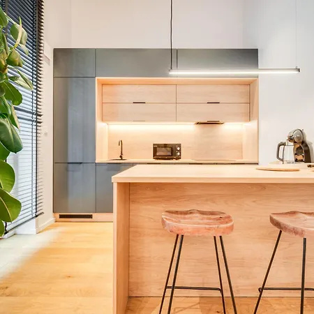 Księcia Witolda 38-40 By Homeprime *