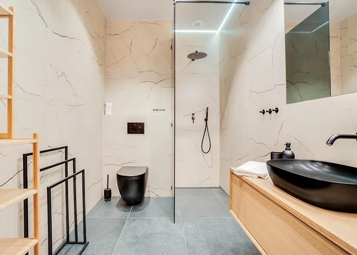 Ksiecia Witolda 38-40 By Homeprime Lejlighed *